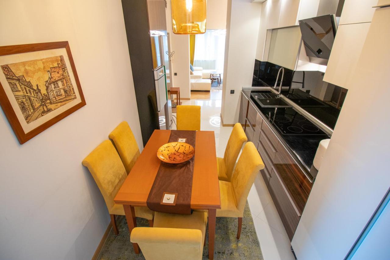 Dani City Center Apartment Belgrad Exteriör bild