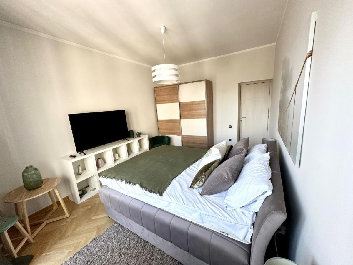 Dani City Center Apartment Belgrad Exteriör bild